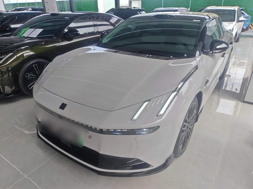 Lynk & Co 10