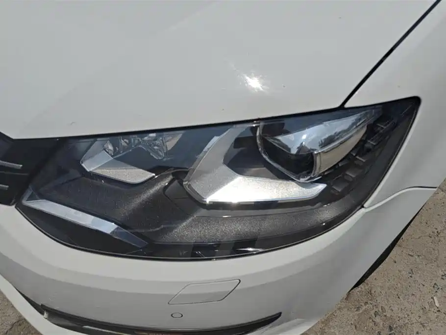 Volkswagen Charon