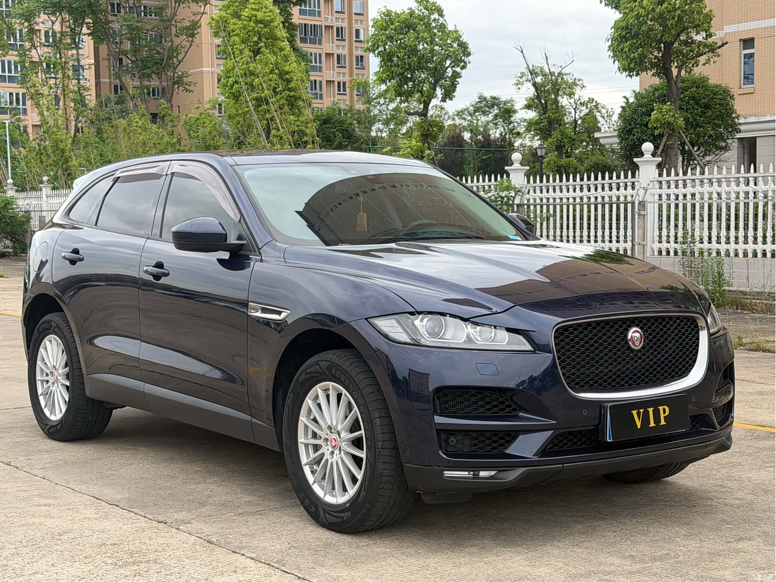 Jaguar F-PACE, 2018 3