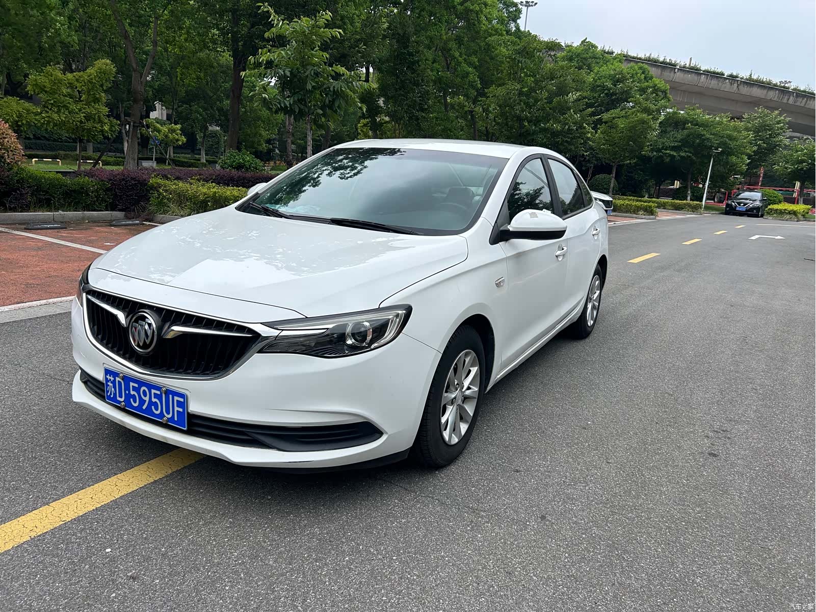 Buick V, 2018 1