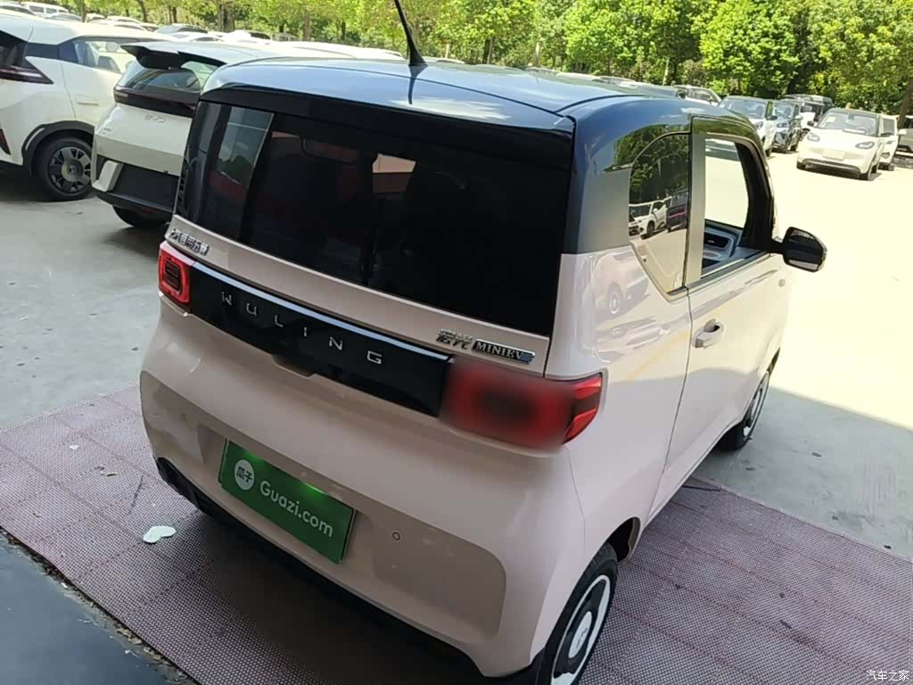 Wuling MINIEV, 2021 7
