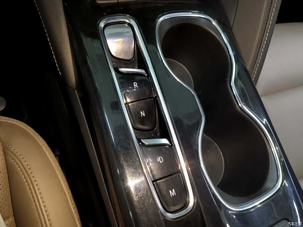 Buick Envision Plus, 2022 14