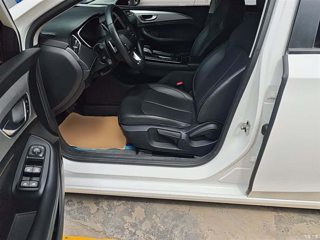 Roewe i6, 2021 15