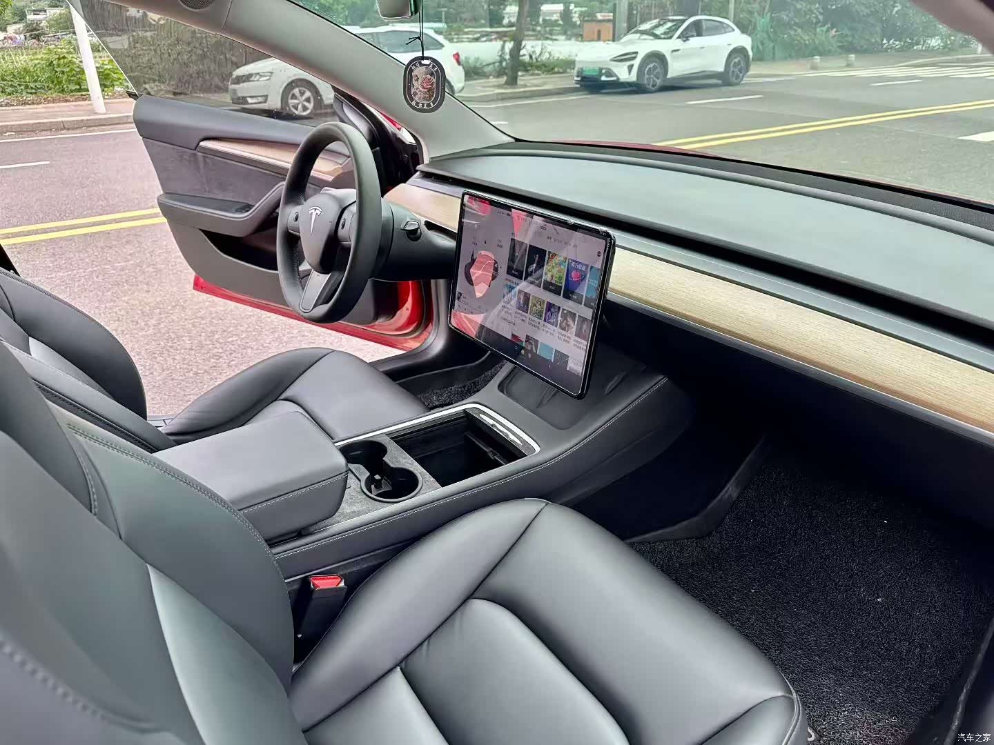 Tesla Model 3, 2021 9