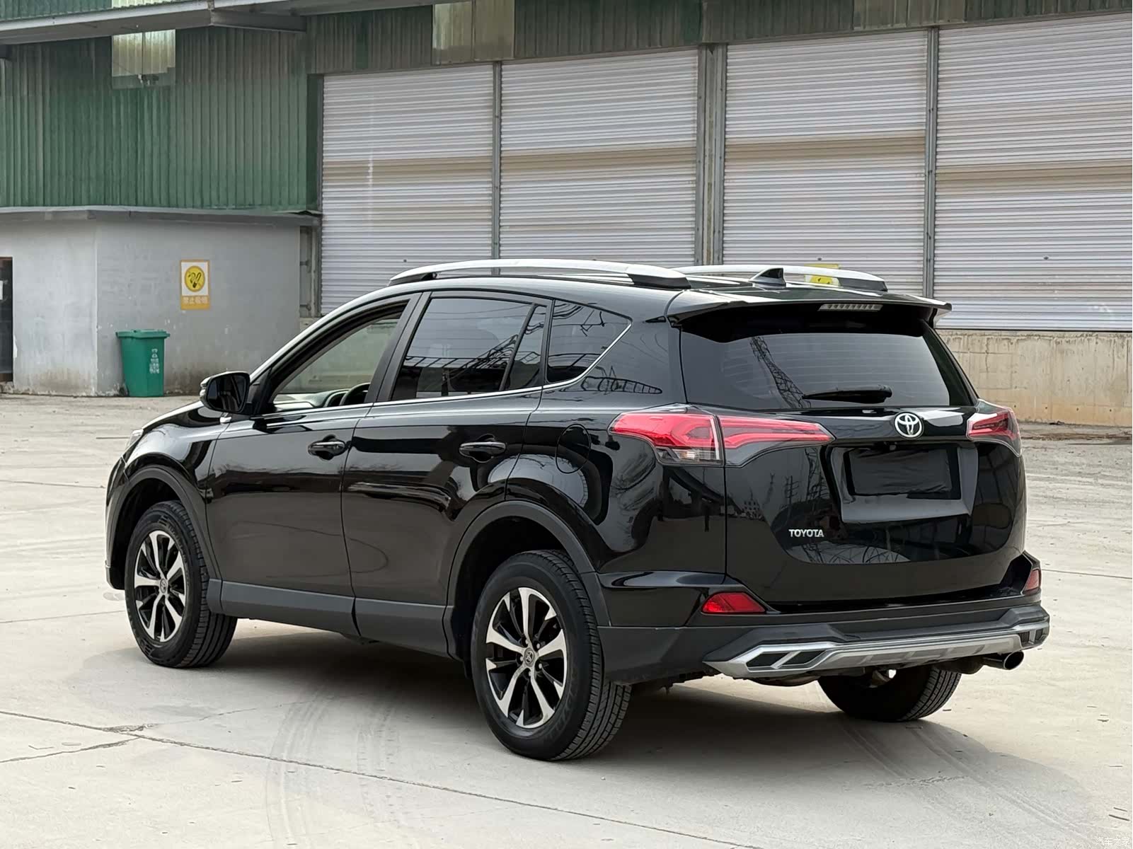 Toyota RAV4, 2017 7