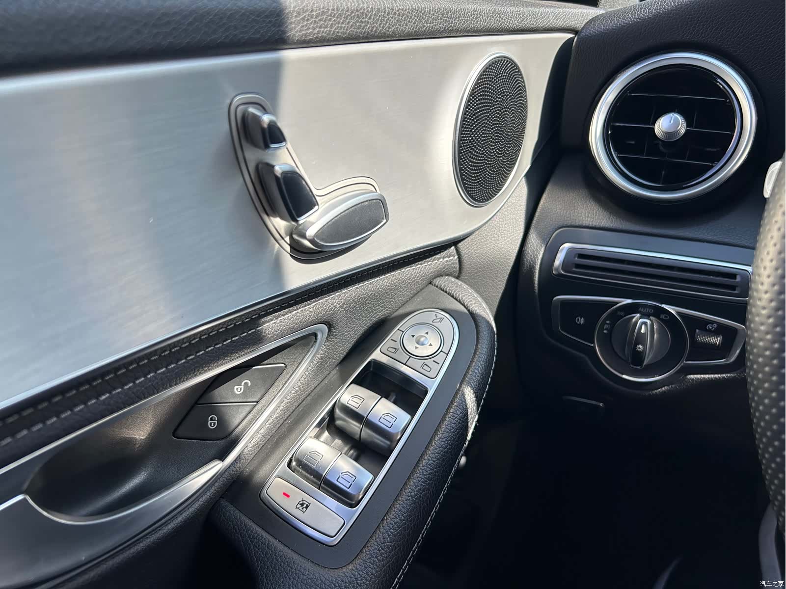 Mercedes-Benz C-Class, 2019 19