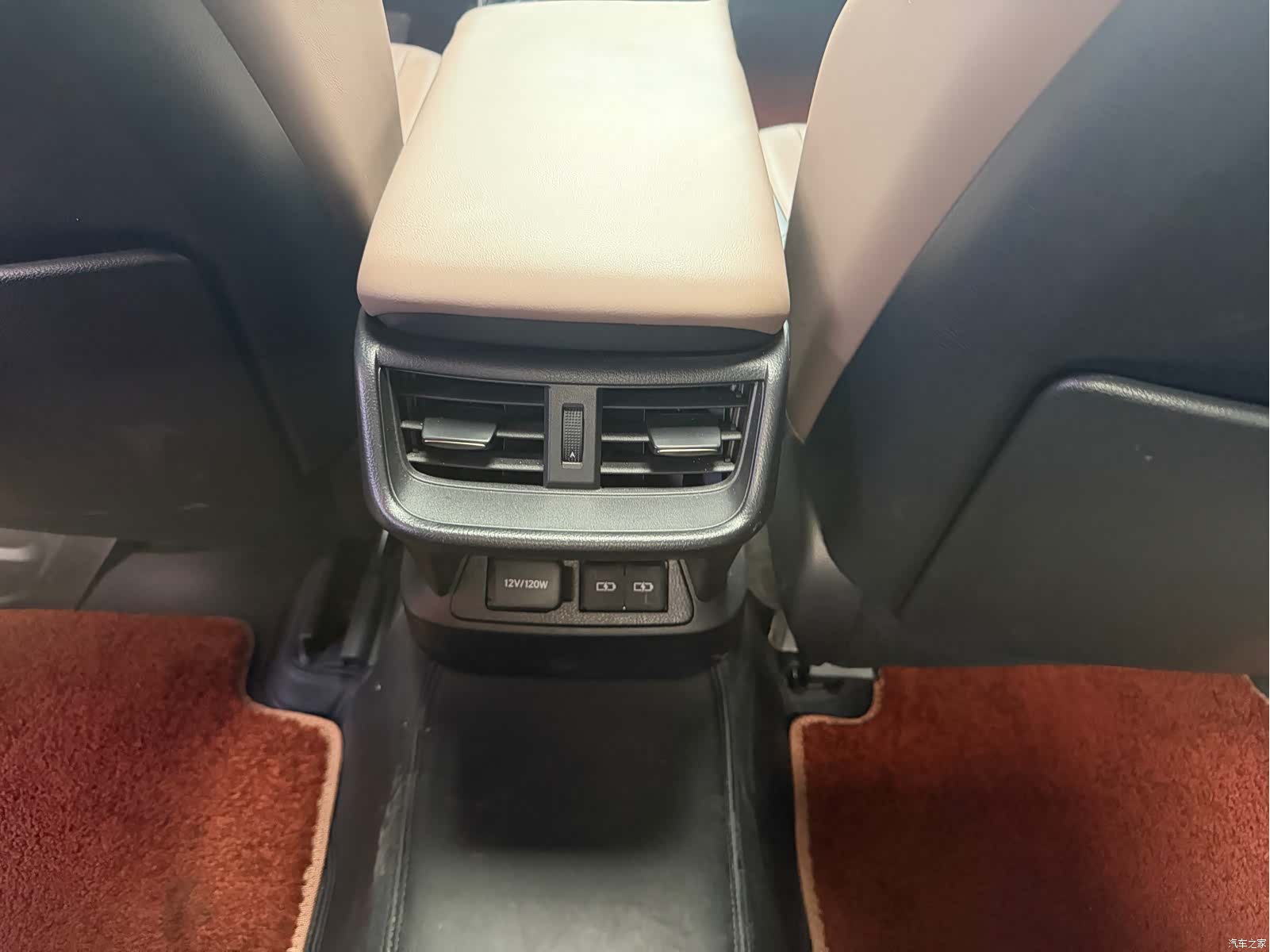 Lexus ES, 2024 9