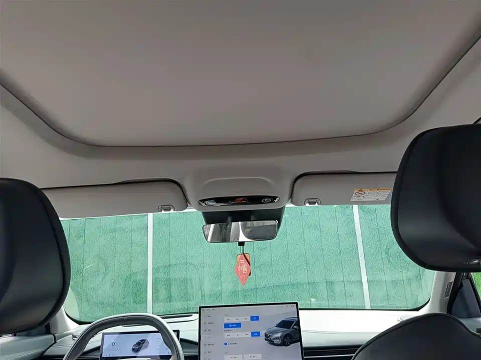 Geely Galaxy Galaxy E5