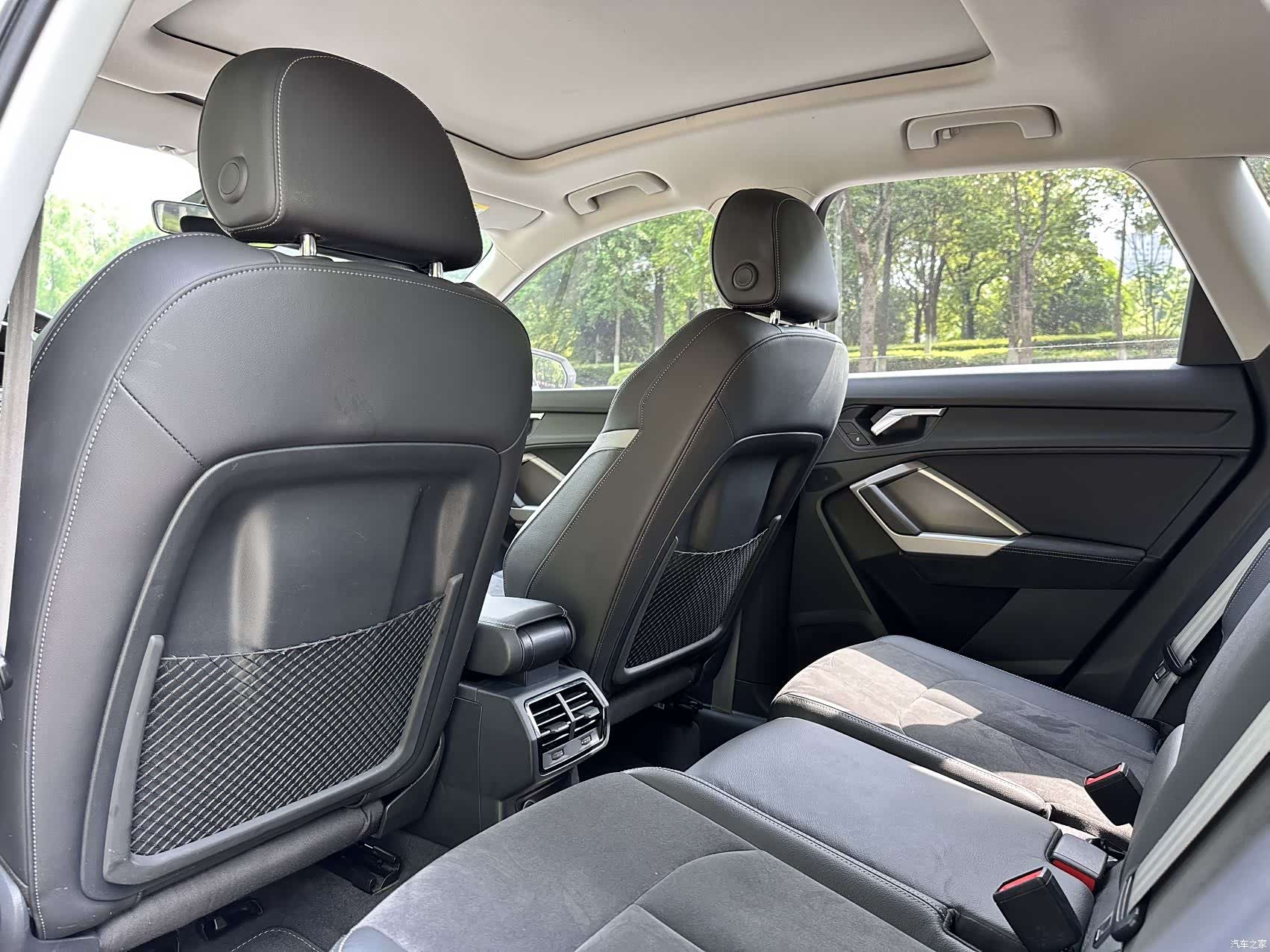 Audi Q3, 2022 4