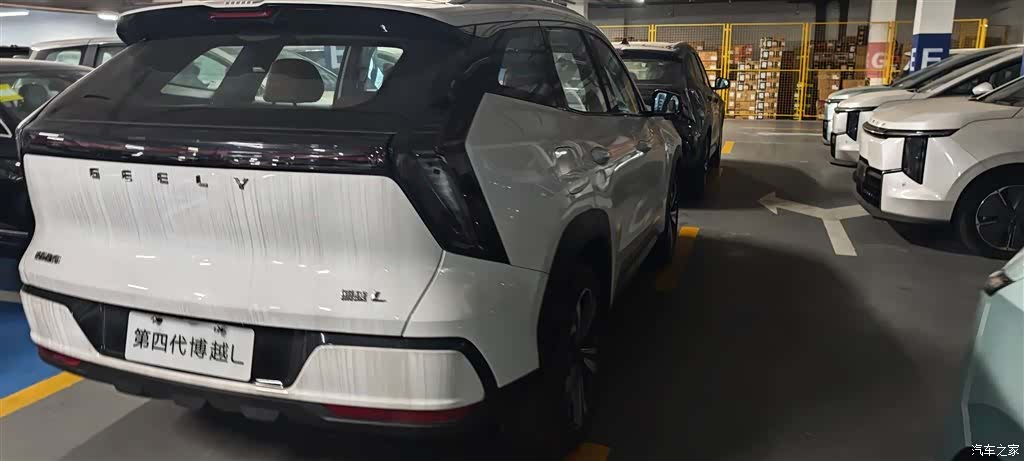 Geely Boyue, 2025 3