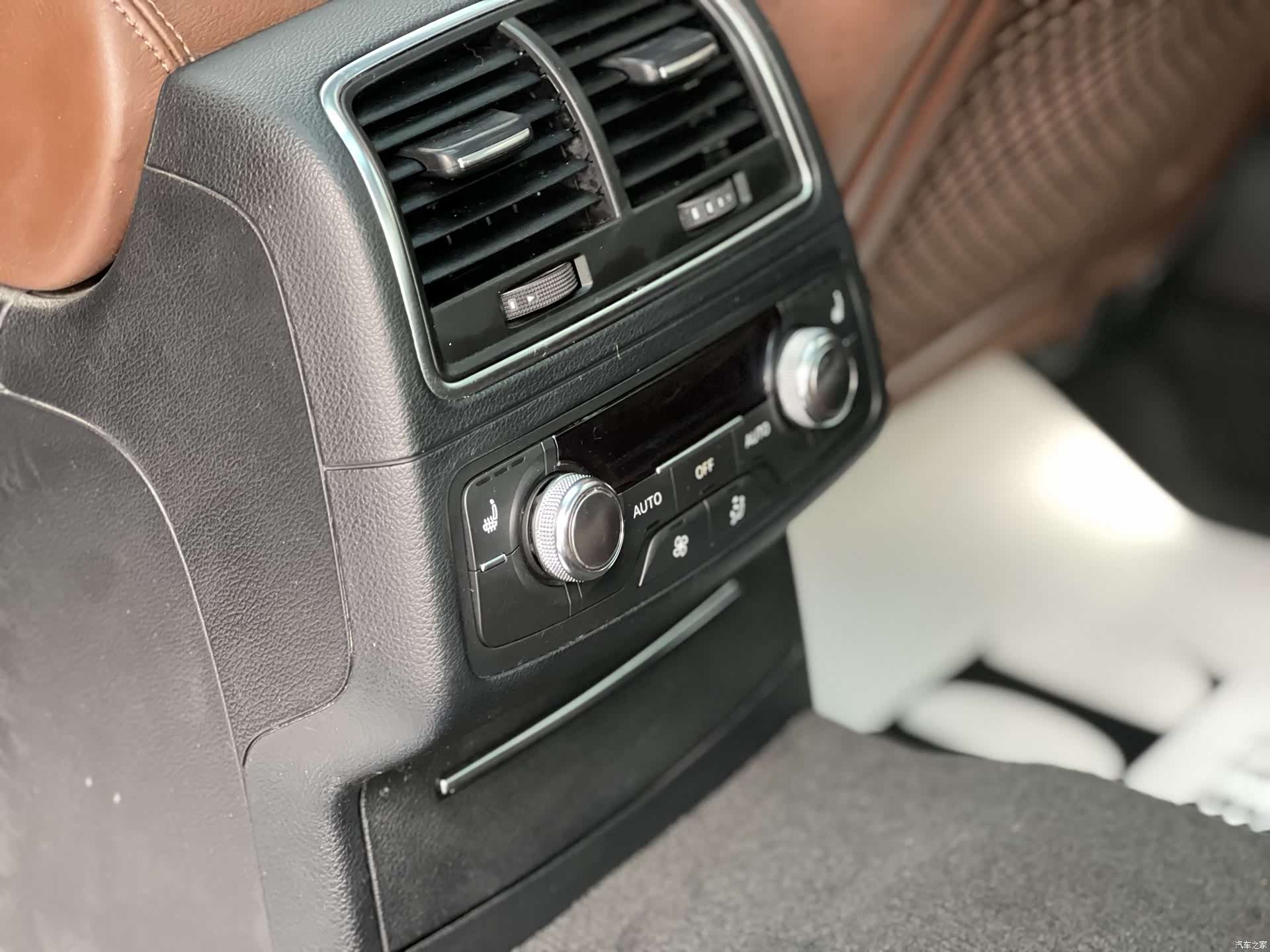 Audi A6L, 2013 10
