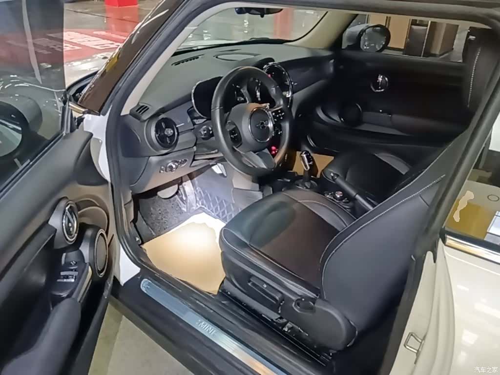 Mini ONE, 2024 16