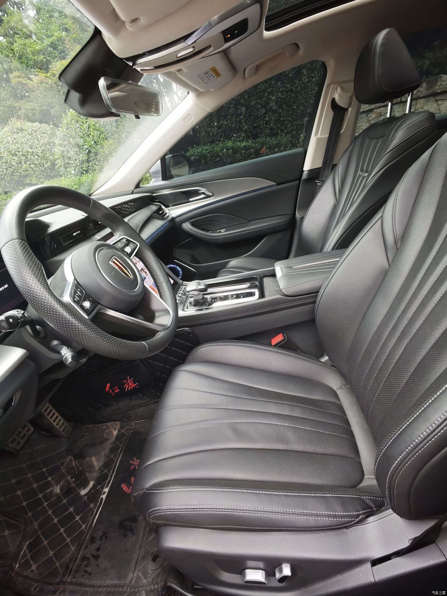 Hongqi H5, 2023 12