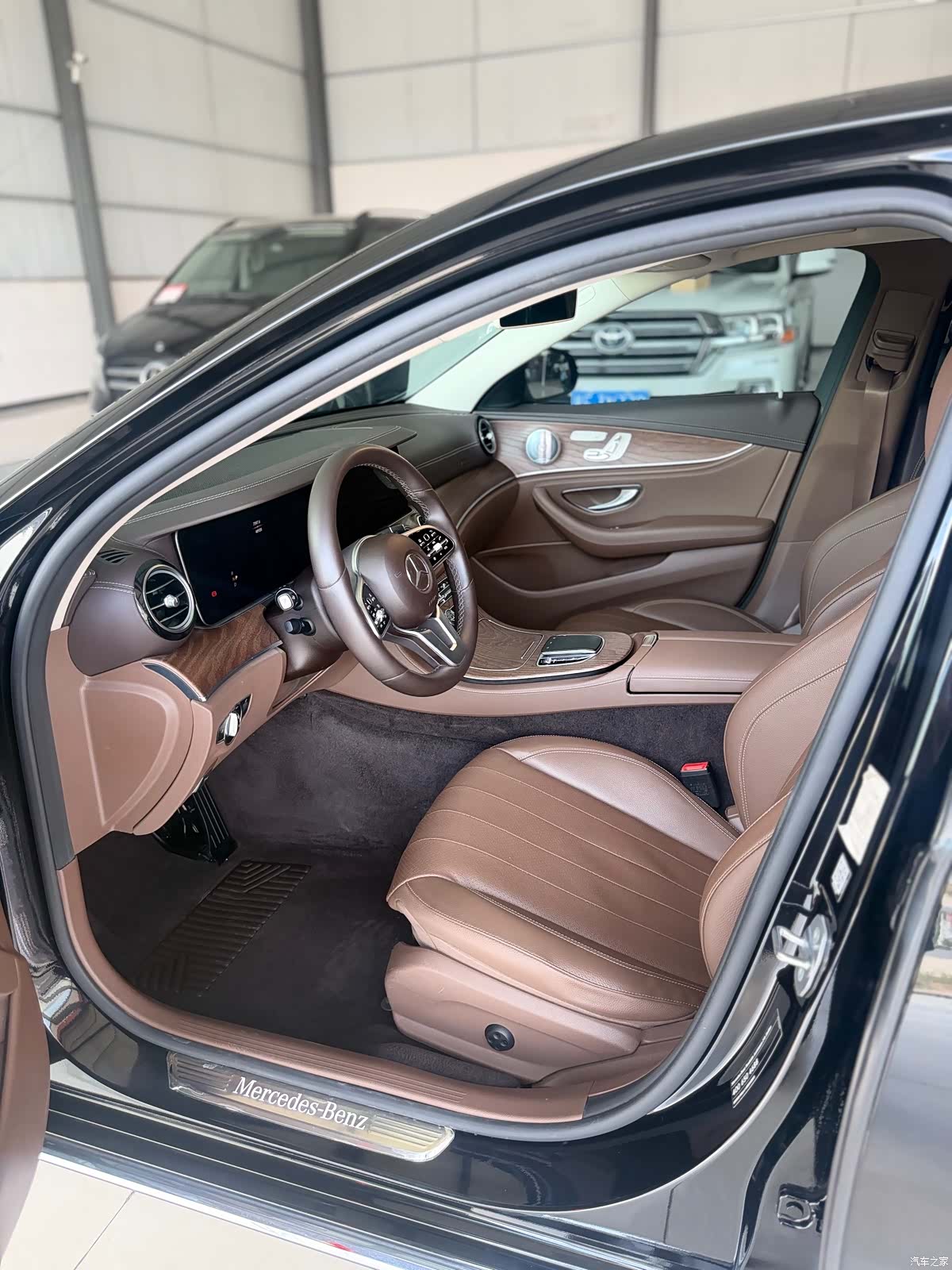 Mercedes-Benz E-Class, 2019 4