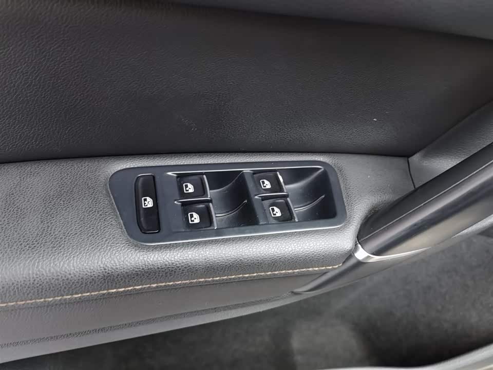 Volkswagen Golf*Jiayu