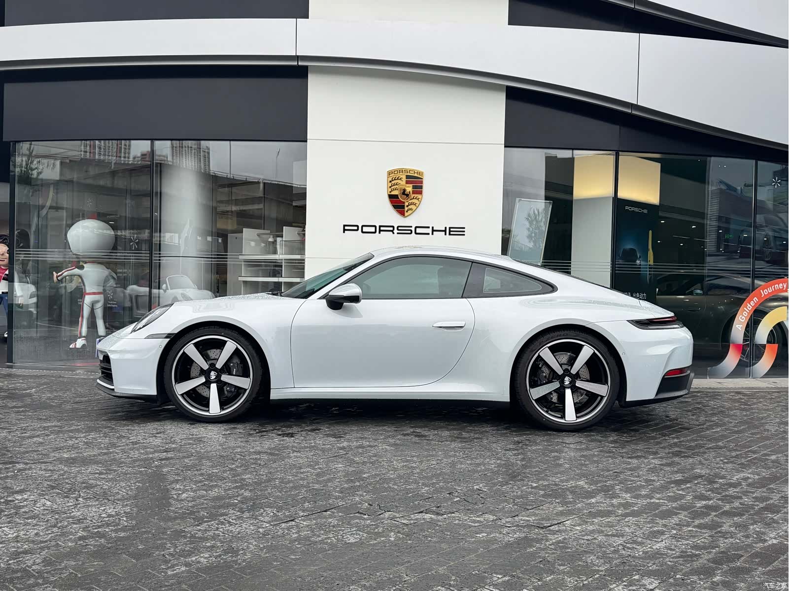 Porsche 911, 2025 все фото
