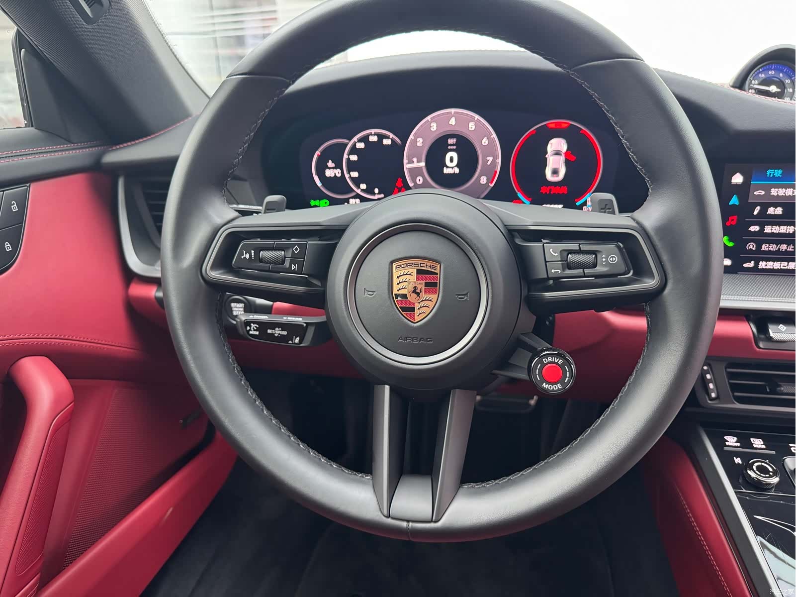 Porsche 911, 2025 19