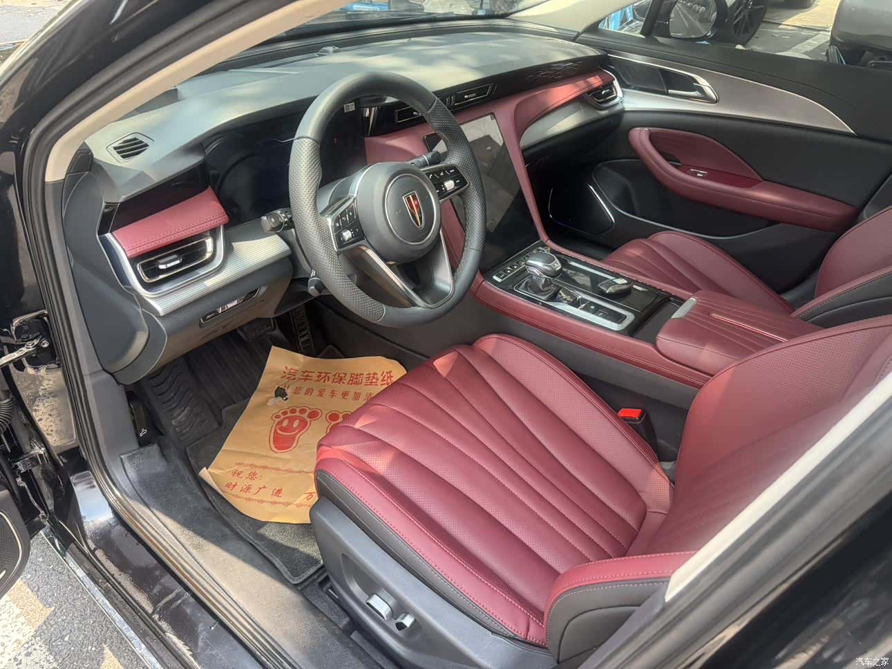 Hongqi H5, 2022 6