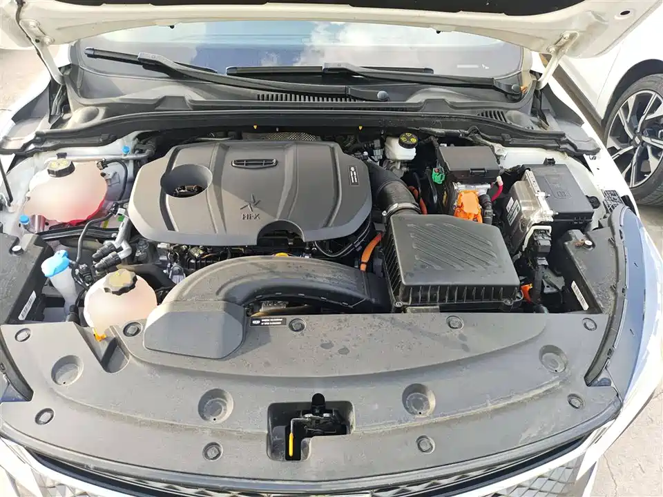 Geely Emgrand L HiP