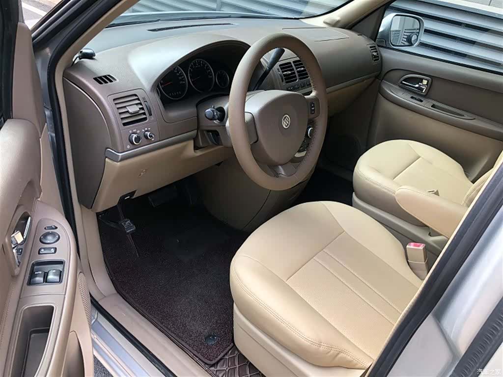 Buick GL8, 2014 7