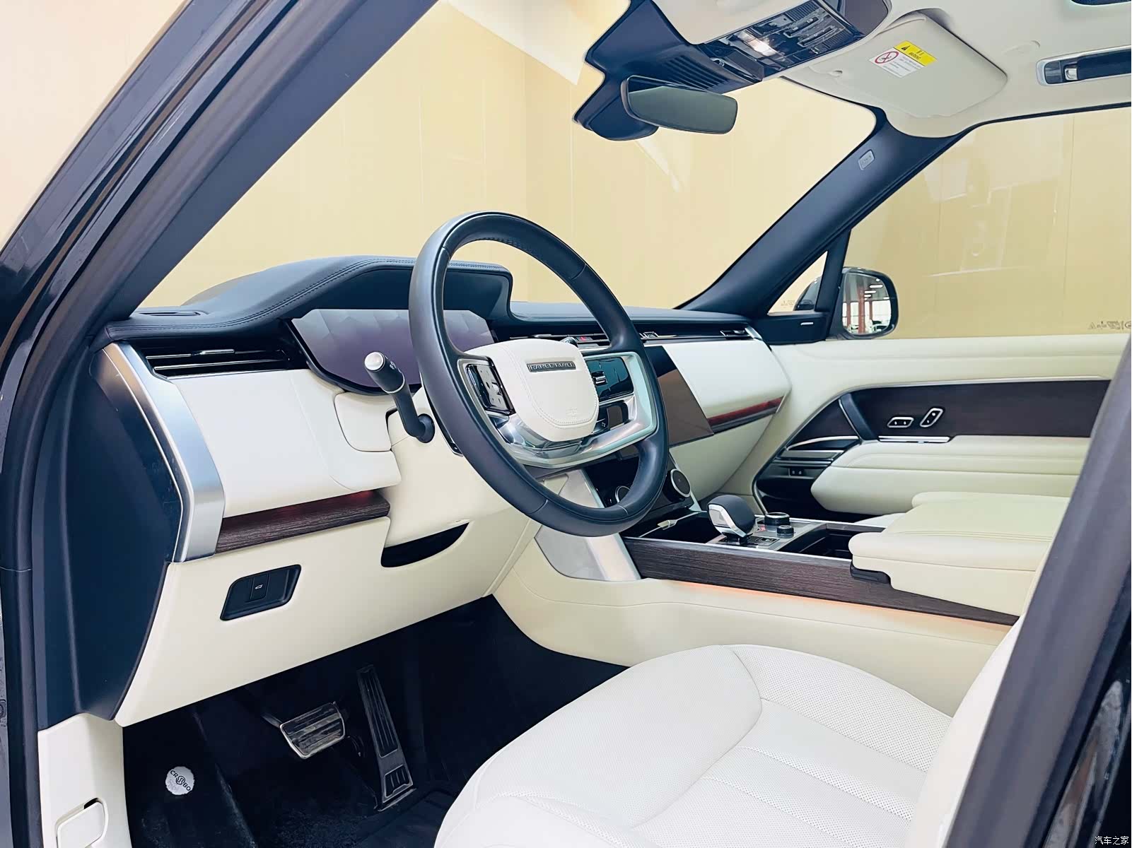 Land Rover Range Rover, 2023 10