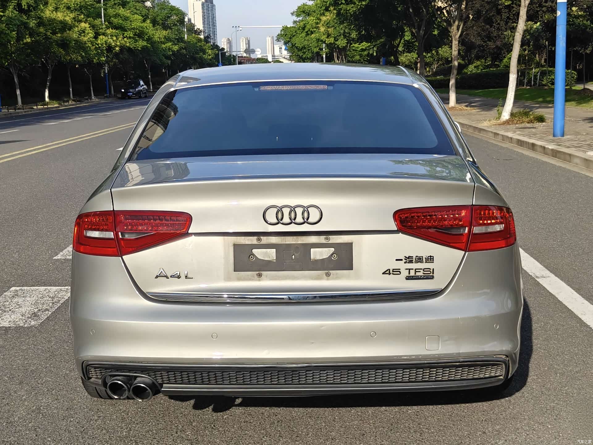 Audi A4L, 2016 6