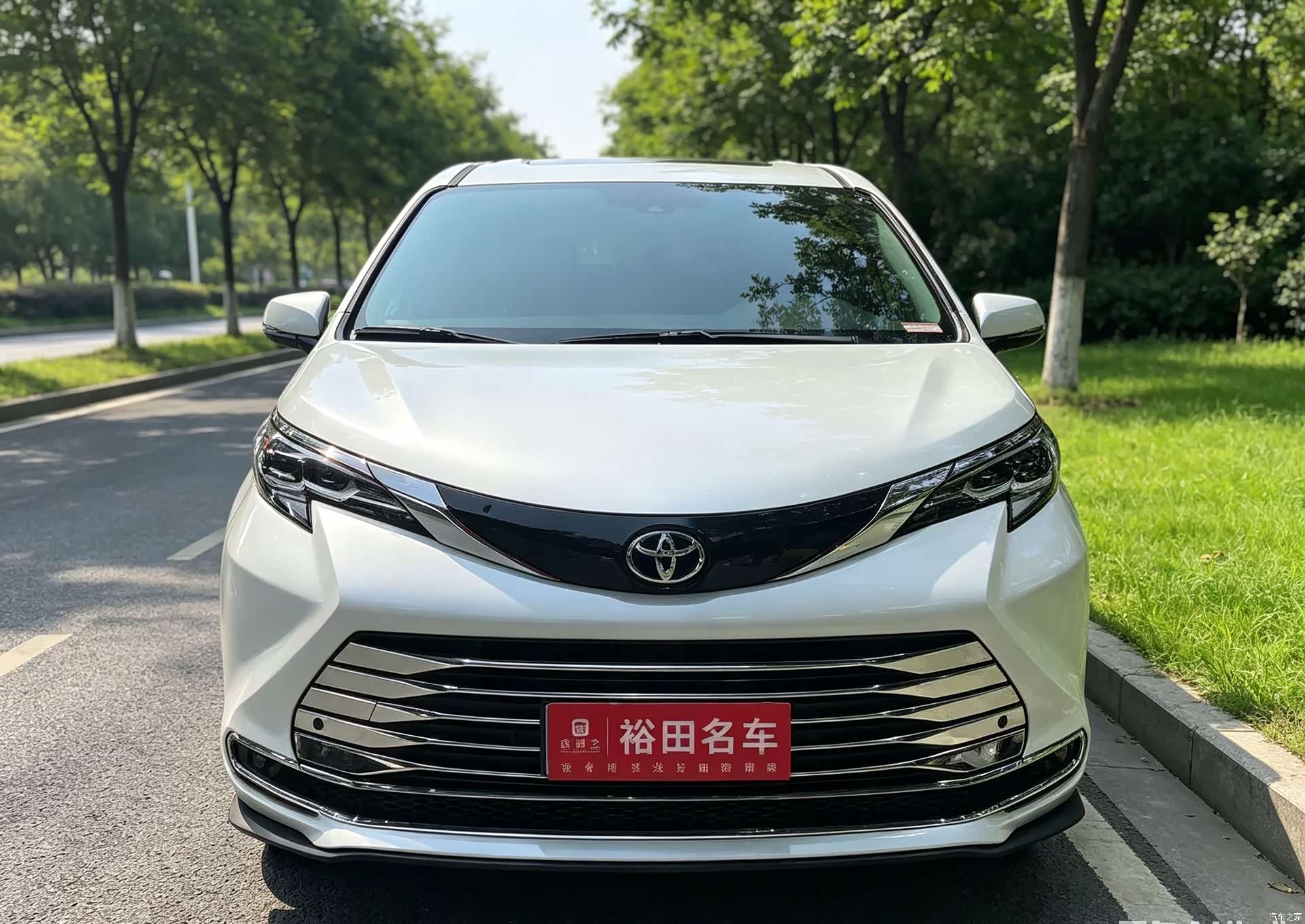 Toyota Sienna, 2025 2