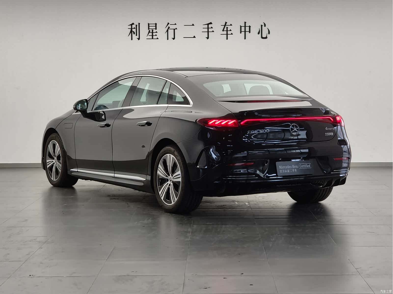 Mercedes-Benz EQE, 2025 4