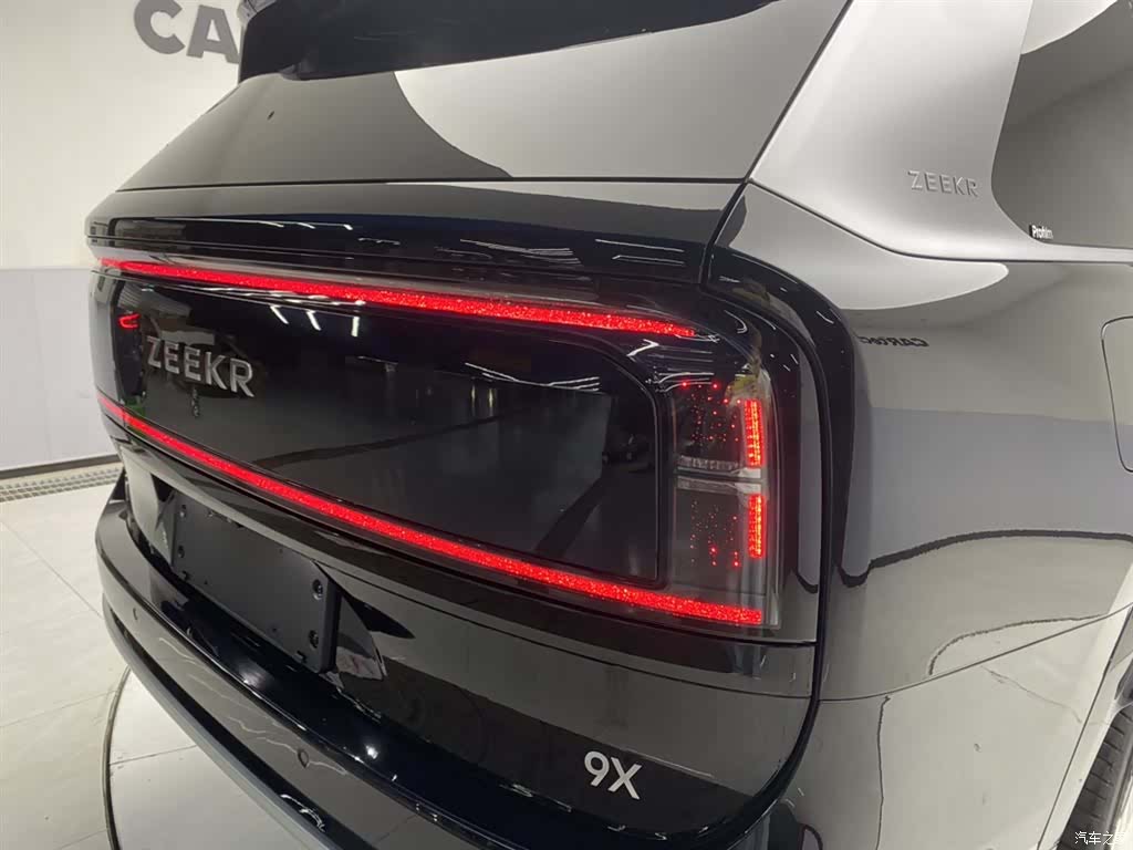 Zeekr X, 2026 10