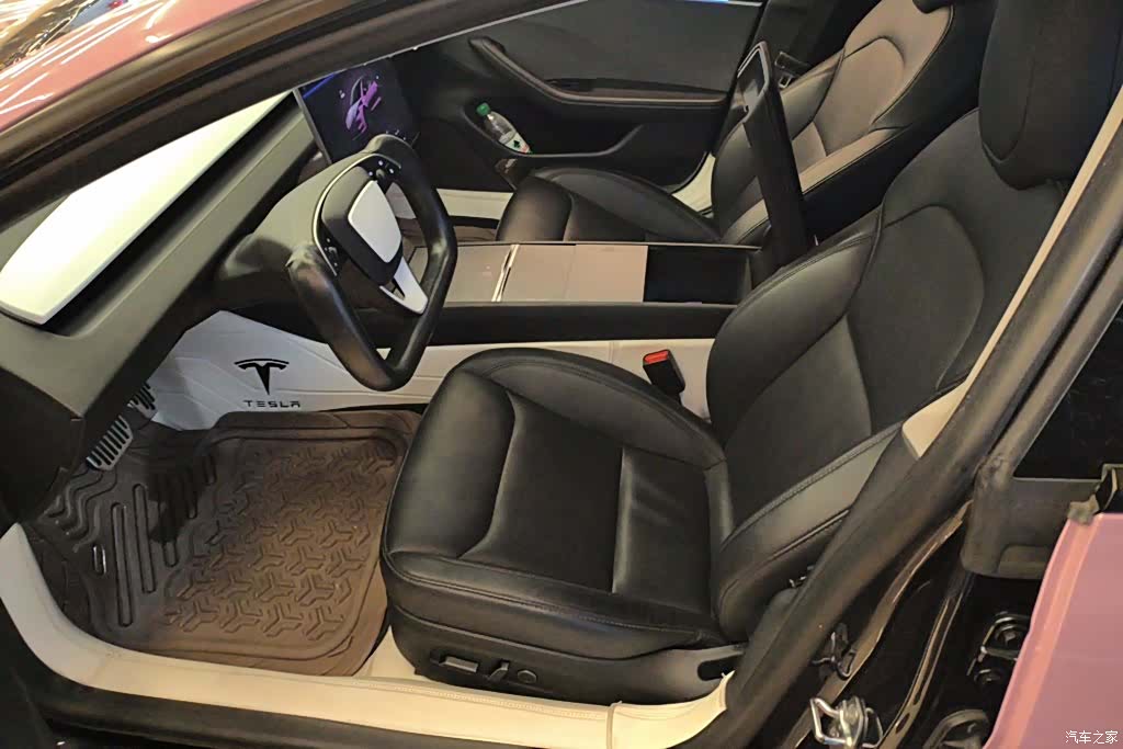 Tesla Model 3, 2024 9