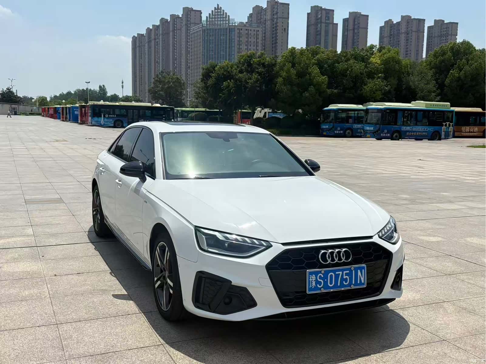Audi A4L, 2022 2