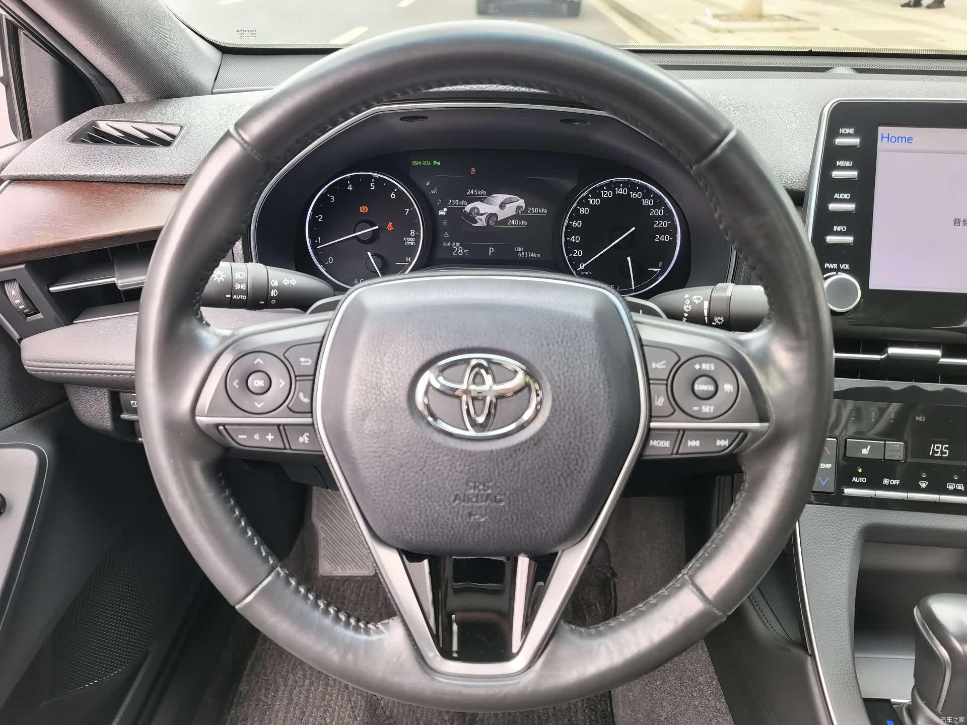 Toyota Avalon, 2019 7