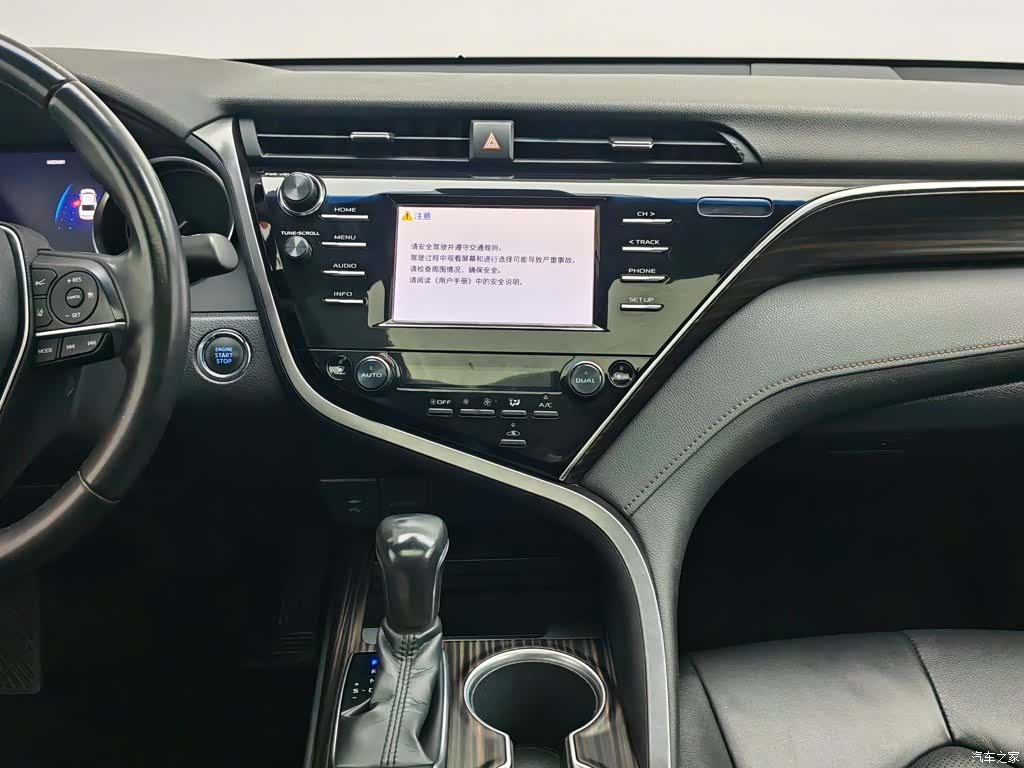 Toyota Camry, 2018 12