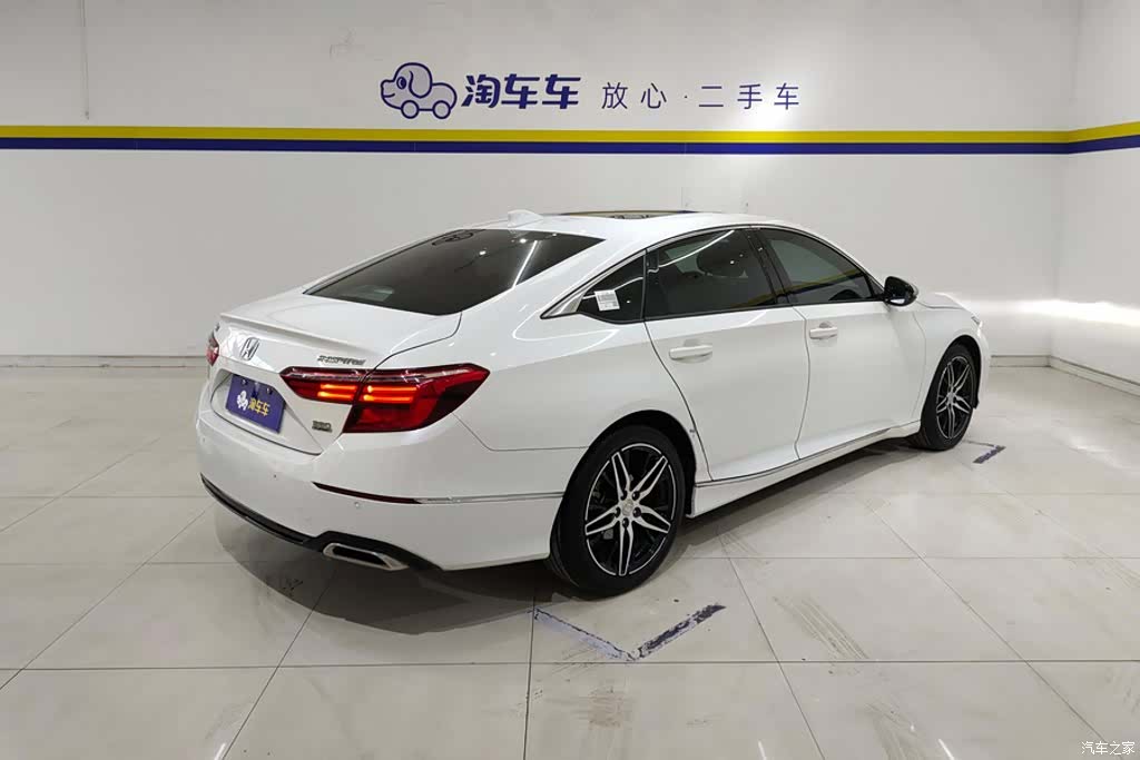 Honda Inspire, 2022 3