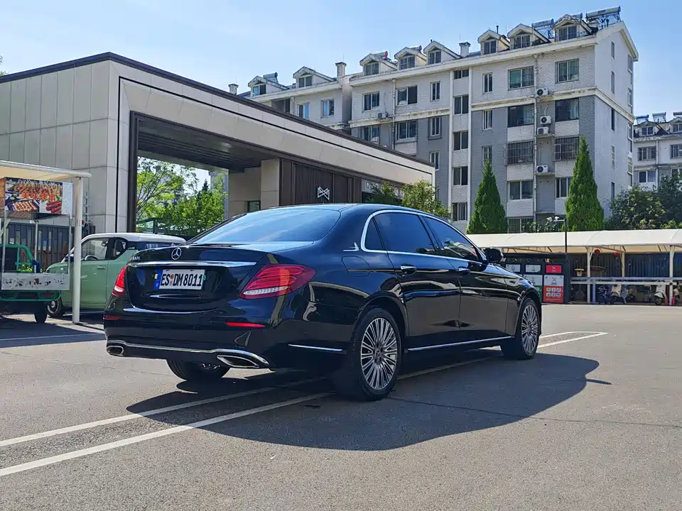 Mercedes-Benz E-class Mercedes-Benz E-class