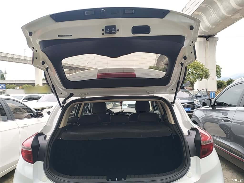 Geely Emgrand, 2020 19