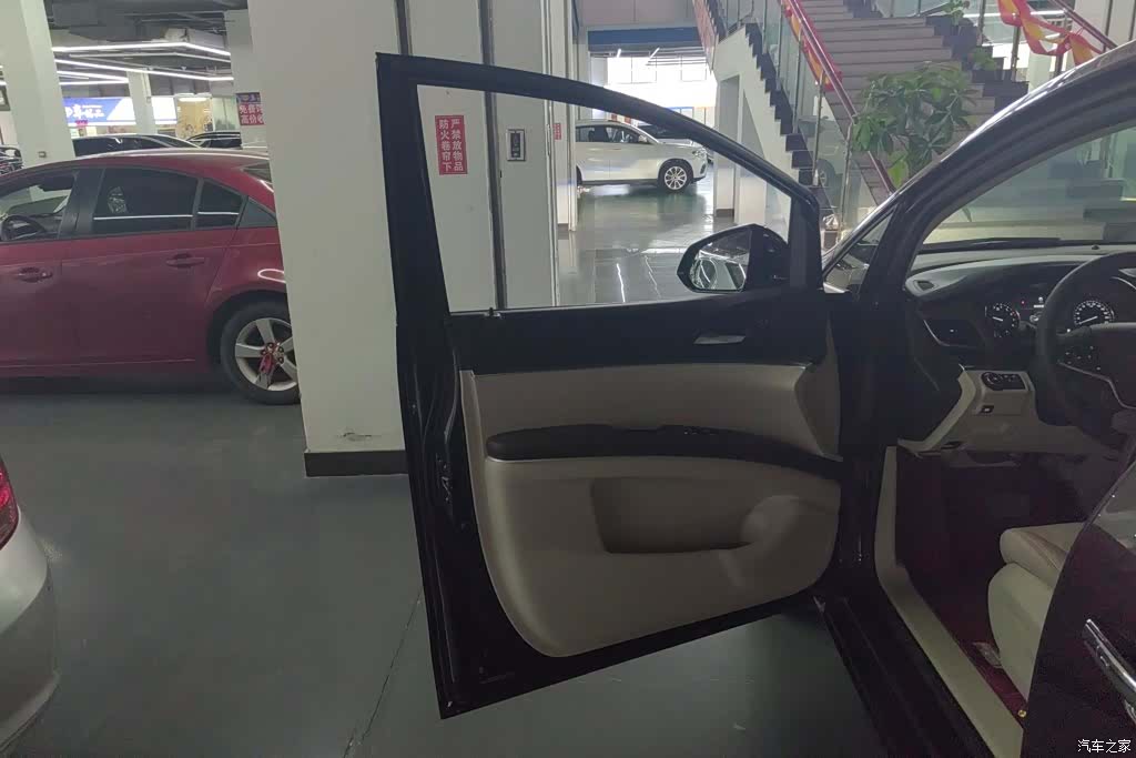 Buick GL8, 2021 7