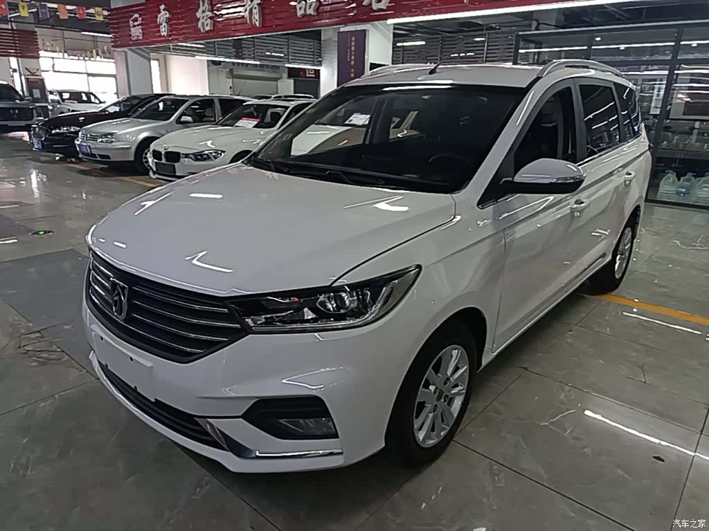 Wuling 360, 2018 1