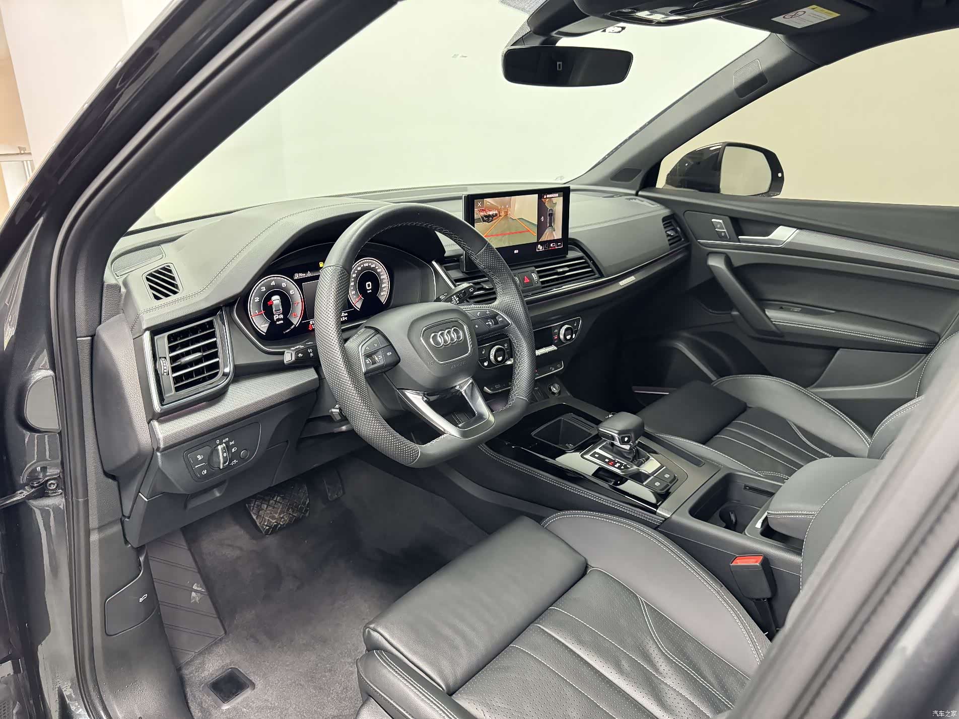 Audi Q5L, 2023 10