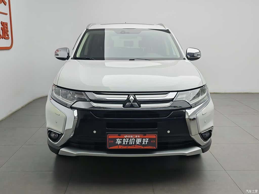 Mitsubishi Outlander, 2016 3