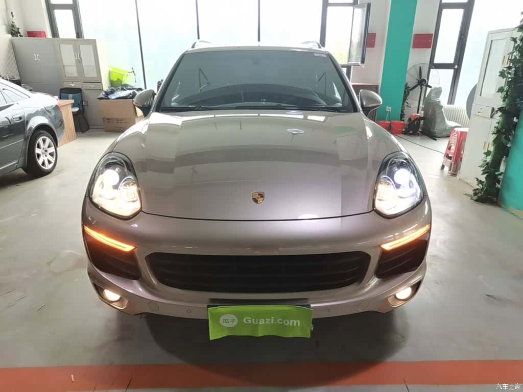 Porsche Cayenne, 2017 3