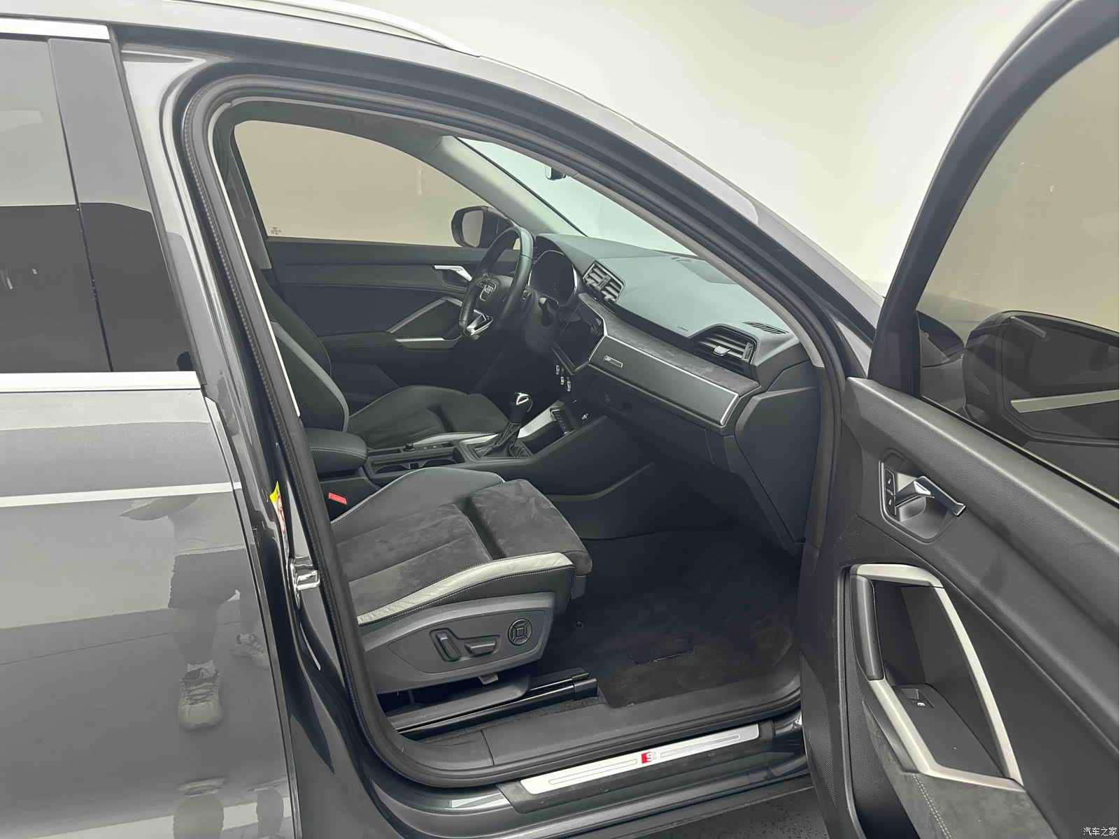 Audi Q3, 2022 7