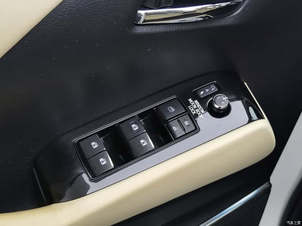 Toyota Alphard, 2017 9