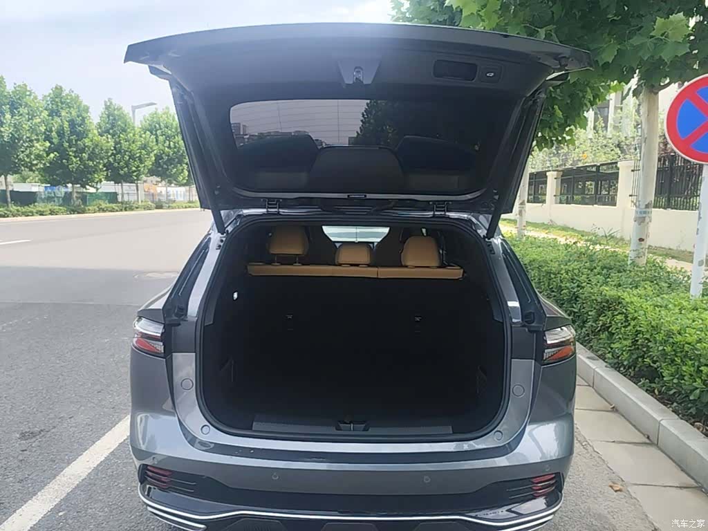 Roewe RX5, 2024 19