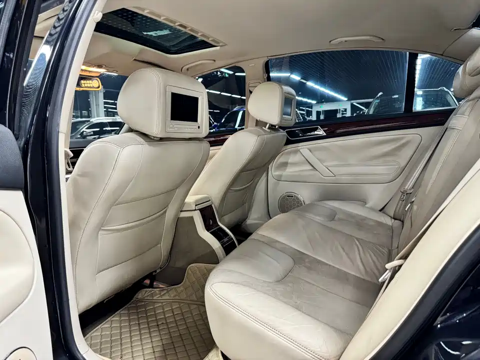 Volkswagen Passat Lingyu