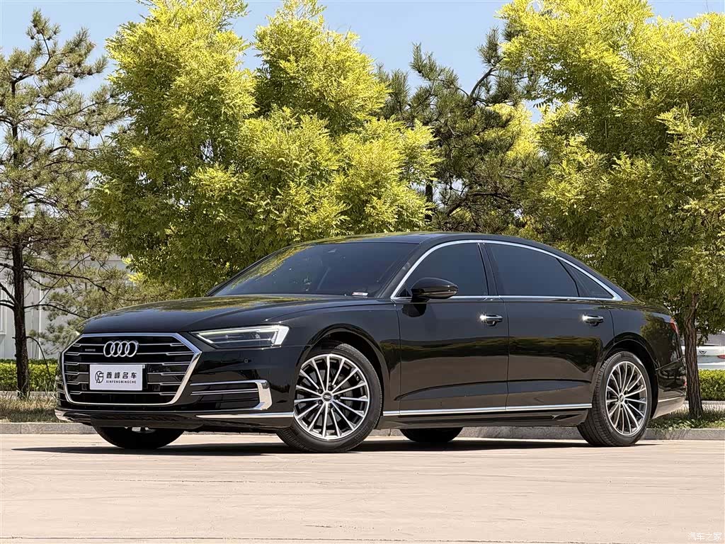 Audi A8L, 2021 1