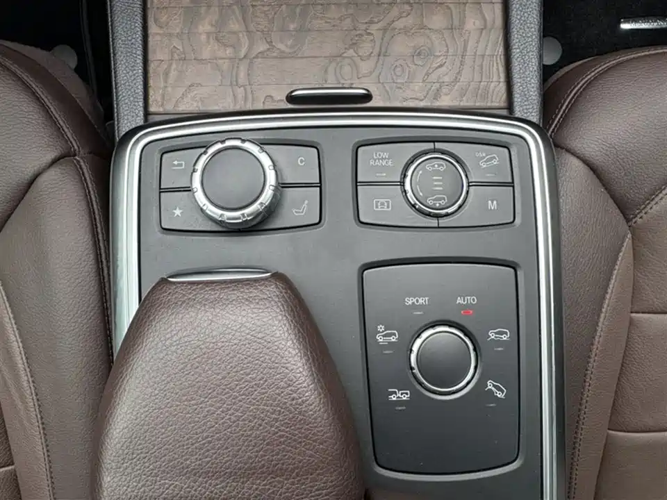 Mercedes-Benz GL grade