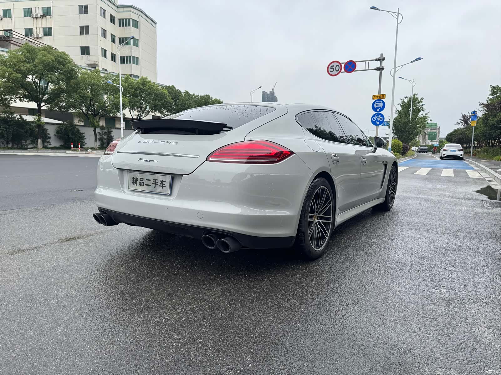 Porsche Panamera, 2010 6
