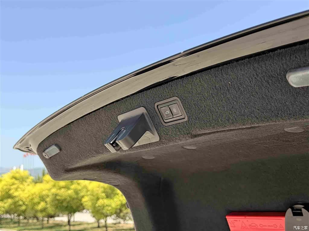 Audi A8L, 2021 33
