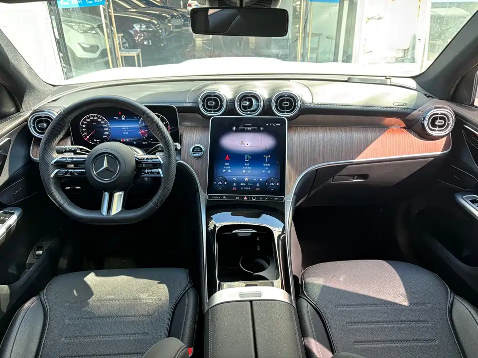Mercedes-Benz GLC Mercedes-Benz GLC